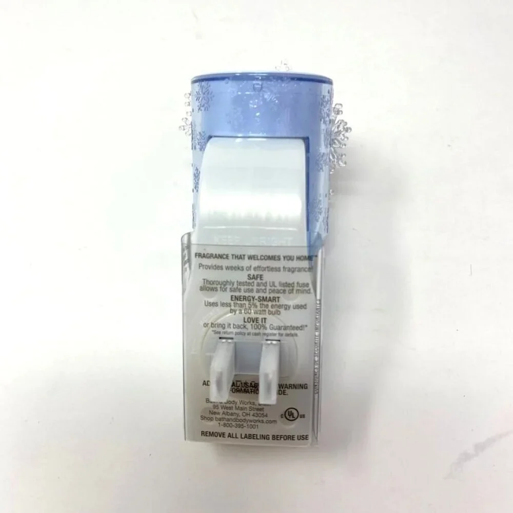 Bath & Body Works Snowflake Wallflower Plug Nightlight Holiday Decor Scent